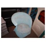 WICKER CHAIR