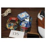 POKEMON TIN & CARDS