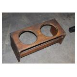 WOODEN DOG BOWL HOLDER