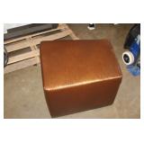 ROLLING BROWN OTTOMAN 24X21X16