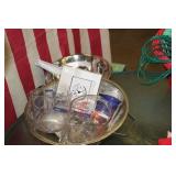 COLLANDER & METAL BOWL,ETC