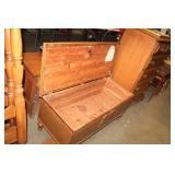 LANE CEDAR CHEST, 44X19X20