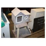 CAT HOUSE