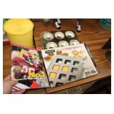 MAGAZINE,MUFFIN PANS
