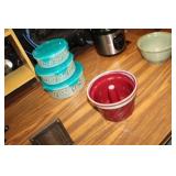 BUNDT PAN & STORAGE CONTAINERS