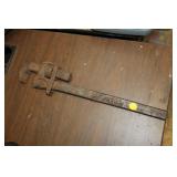 PIPE WRENCH