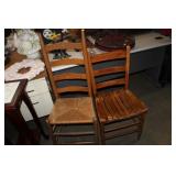 2 VINTAGE WOODEN CHAIRS