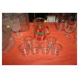 8" PITCHER WITH 6 SMALL GLASSES