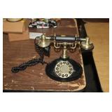 REPLICA TELEPHONE