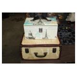 2 DECORATIVE BOXES PARIS