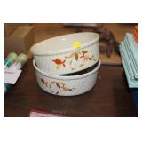 2 HALLS JEWEL T 8 INCH BOWLS
