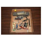 BOX OF VARIOUS KNIVES AND STONES