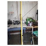 STEP STOOL & LIGHT BULB CHANGER