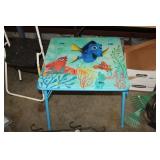 FINDING NEMO CHILDS FOLDING TABLE