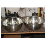 2 LARGE STAINLESS STEEL BOWLS