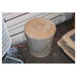 METAL BUCKET WITH LID