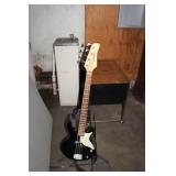 FIRST ACT ELECTRIC GUITAR & STAND