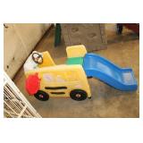 KIDS LITTLE TIKES BUS/SLIDE