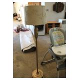 FLOOR LAMP