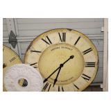 CLOCKS & DECOR