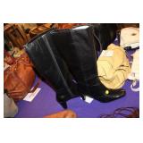 LADIES BOOTS, 10