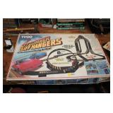 SKY CLIMBER CLIFF HANGERS RACING SET