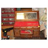 JEWELRY BOX OF JEWELRY