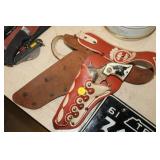 VINTAGE TOY GUNS & HOLSTER