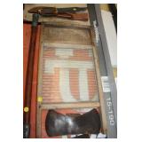 VINAGE GLASS WASH BOARD