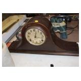 VINTAGE SESSION MANTEL CLOCK