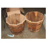 2 WOOD PLANTERS