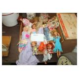 BOX OF VARIOUS DOLLS