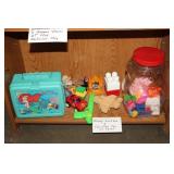 LOT OF DISNEY LUNCHBOX & TOYS