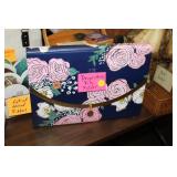 DECORATIVE FILE FOLDER