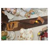 LOT OF HAND SAWS