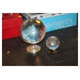 2 GLOBE PAPER WEIGHTS