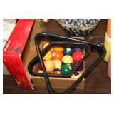 LTO OF POOL BALLS & RACKS