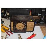 VINTAGE ZENITH RADIO