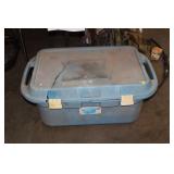 TOTE OF MILITARY ITEMS