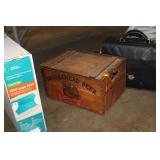 MOOSE HEAD BEER WOODEN CRATE