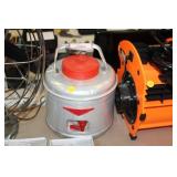 VINTAGE ALUMINUM COOLER