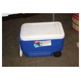 ROLLING IGLOO COOLER