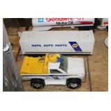 METAL NAPA TRUCK & TRAILER