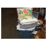 TOTE OF ACCENT PILLOWS