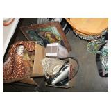 LOT OF RUGS,PURSES,ETC