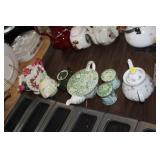 LOT OF COLLECTIBLE TEA POTS