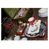 LOT OF CHRSTMAS ITEMS