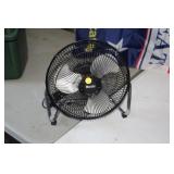 SMALL ELECTRIC FAN