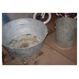 WASH TUB & METAL BUCKET
