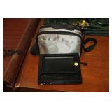 PORTABLE DVD PLAYER